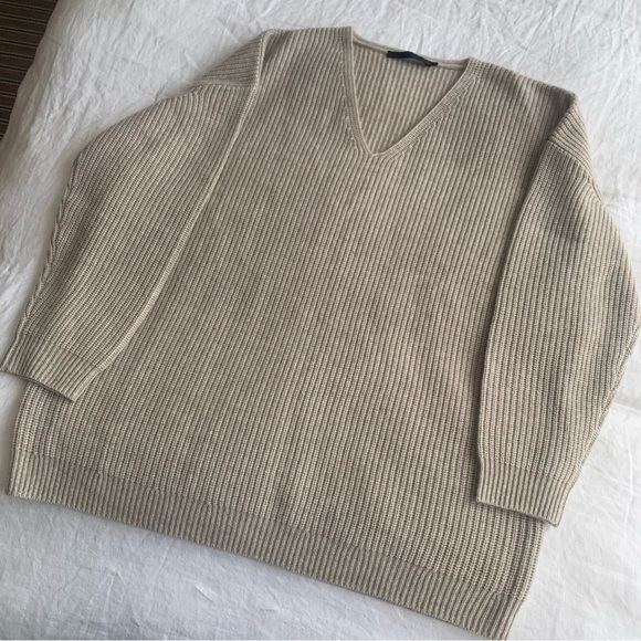 Jenni Kayne Cabin Wool Cashmere V Neck Oversized Knit Sweater Pullover Oatmeal - Picture 6 of 12